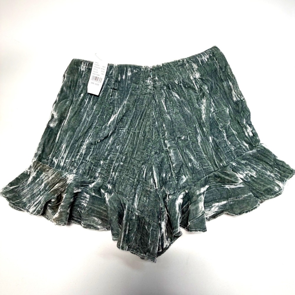 Kendall & Kylie Velvet Ruffle Shorts‎ Sage Green Small